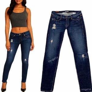 Sinclair Elon “The Stick” Low-Rise Distressed Skinny Jeans Size 30